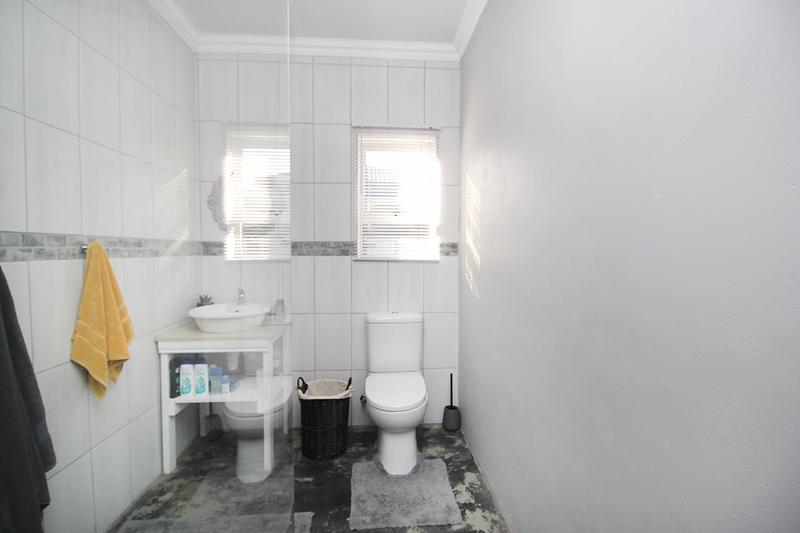 3 Bedroom Property for Sale in Tergniet Western Cape